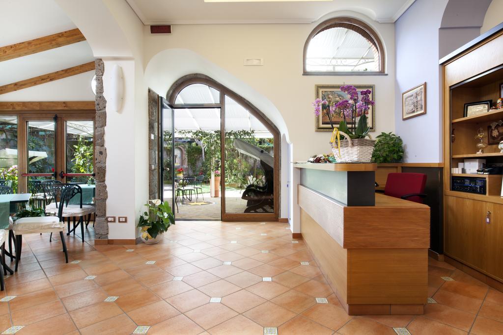 Relais Villa Angiolina Sorrento Exterior photo